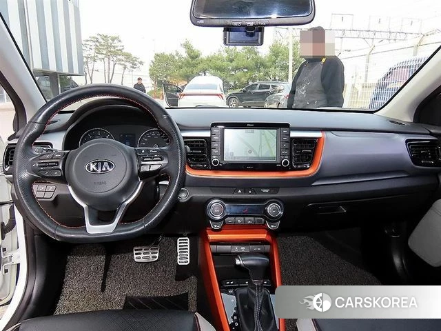 Kia Stonic id 3829035 из Кореи 17