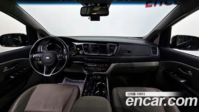 Kia The New Carnival id 2483923 из Кореи 17