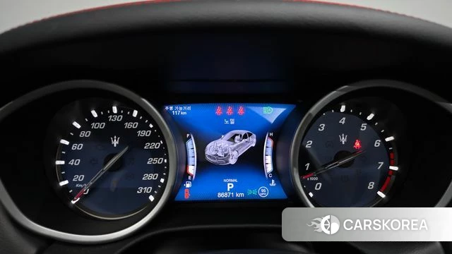 Maserati Ghibli id 3954861 из Кореи 17