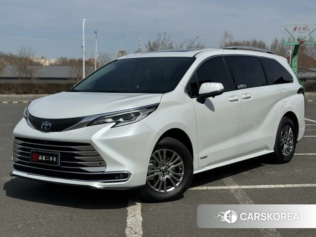 Toyota Saina id 4207659 из Китая 12