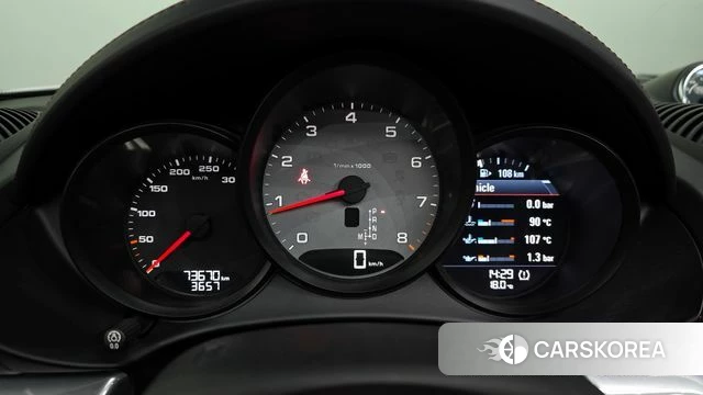 Porsche 718 Boxster id 4294272 из Кореи 27