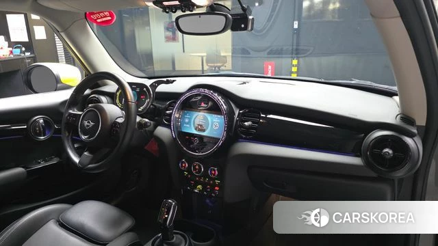 Mini Cooper Electric id 4692545 из Кореи 17