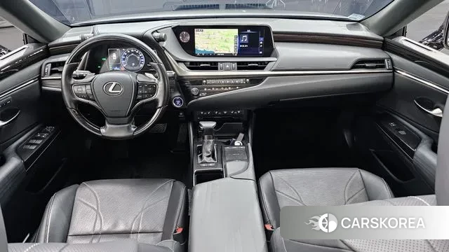 Lexus ES300h 7th generation id 3682117 из Кореи 17