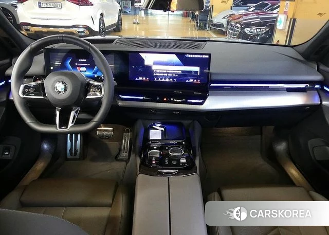 BMW 5 Series (G60) id 4414141 из Кореи 17