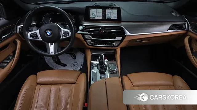 BMW 5 Series (G30) id 3530625 из Кореи 17