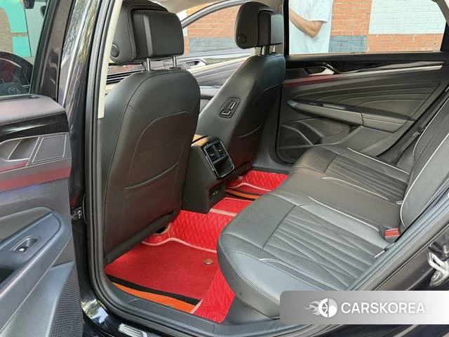 Volkswagen Passat id 4276320 из Китая 10
