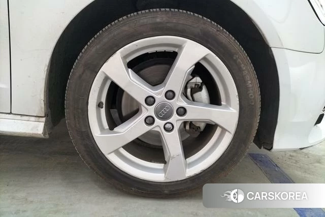 Audi A3 id 3823631 из Китая 14