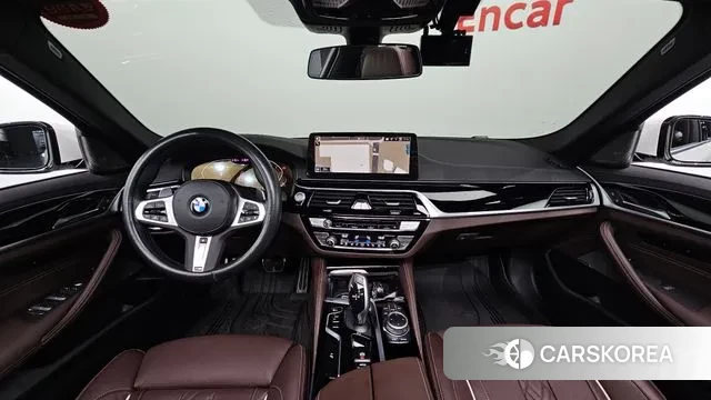 BMW 5 Series (G30) id 3016844 из Кореи 17