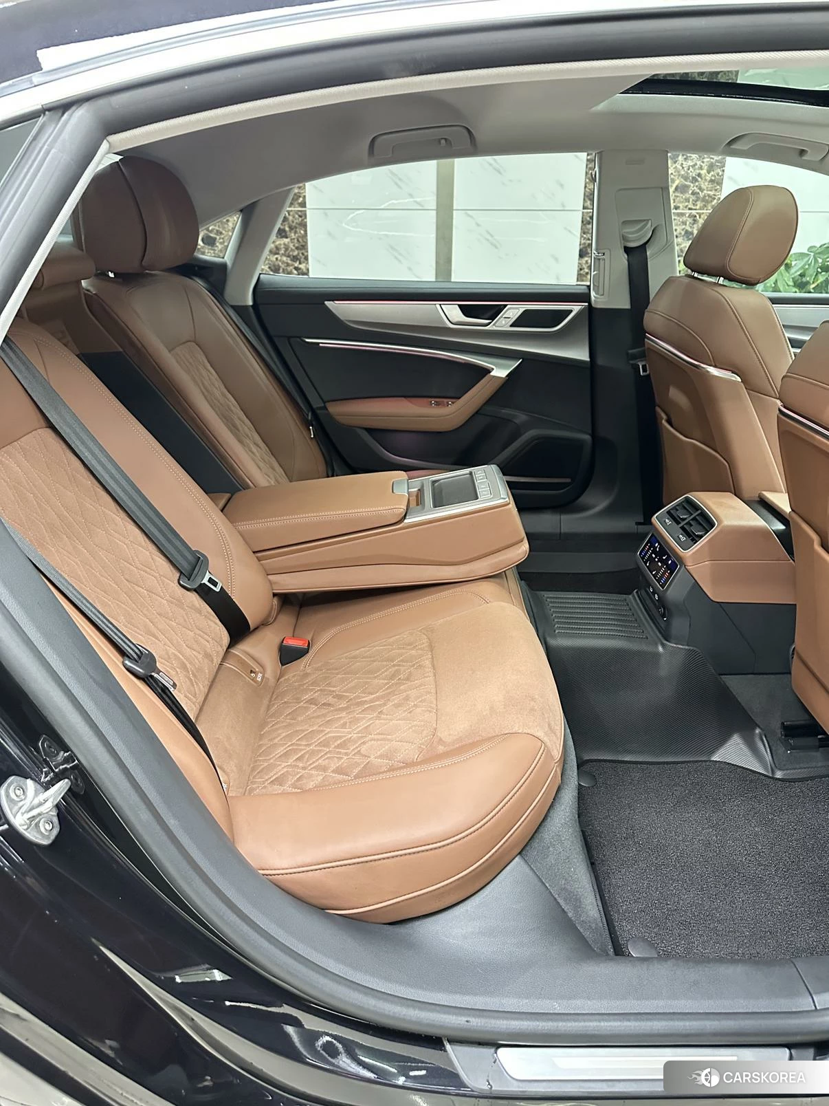 Audi A7L id 4499036 из Китая 19