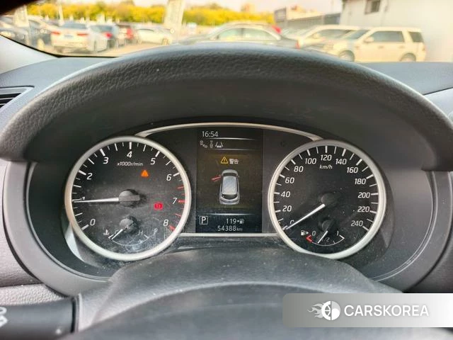 Nissan TIIDA id 4272736 из Китая 19