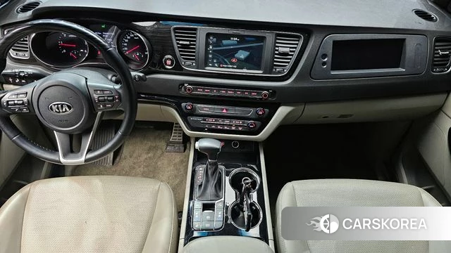 Kia The New Carnival id 3828779 из Кореи 17