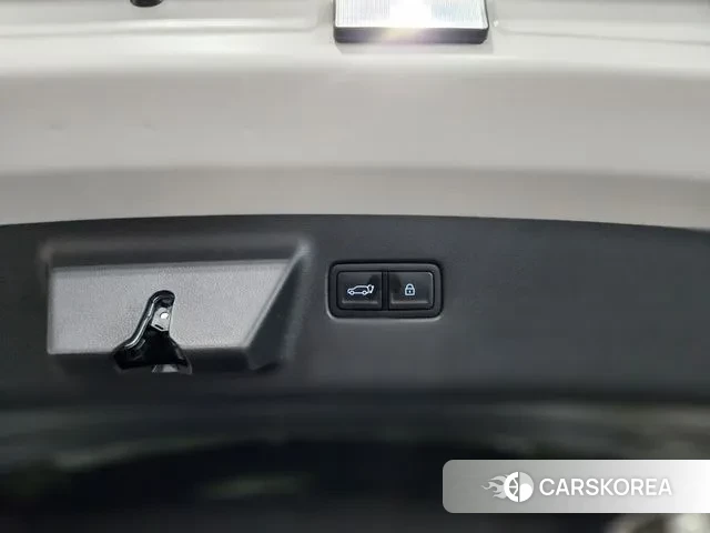 Hyundai Santa Fe (MX5) id 3212189 из Кореи 17