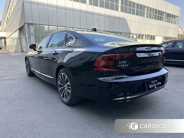 Volvo S90 id 3856231 из Китая 12
