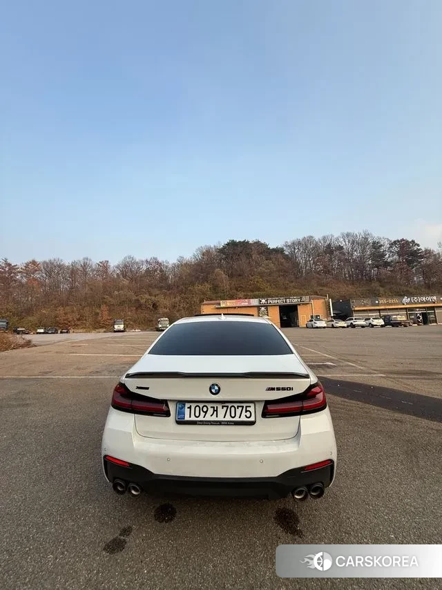 BMW 5 Series (G30) id 3695529 из Кореи 7