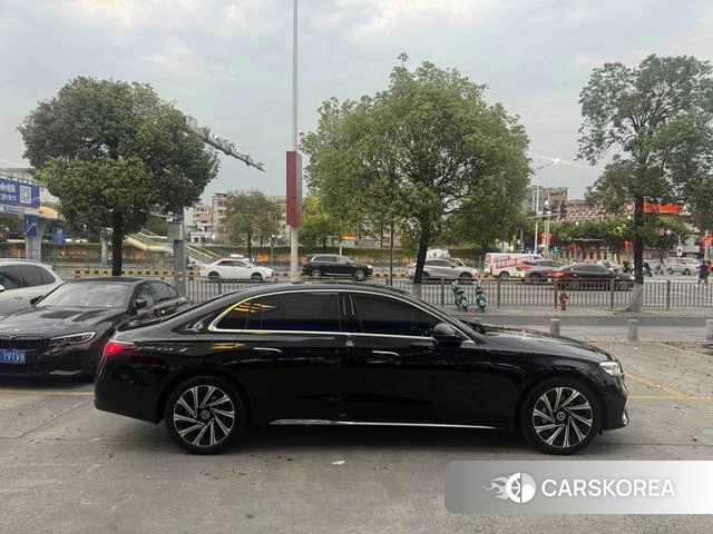 Mercedes-Benz E-class id 3920490 из Китая 7
