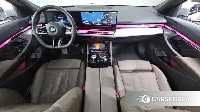 BMW 5 Series (G60) id 3720608 из Кореи 17