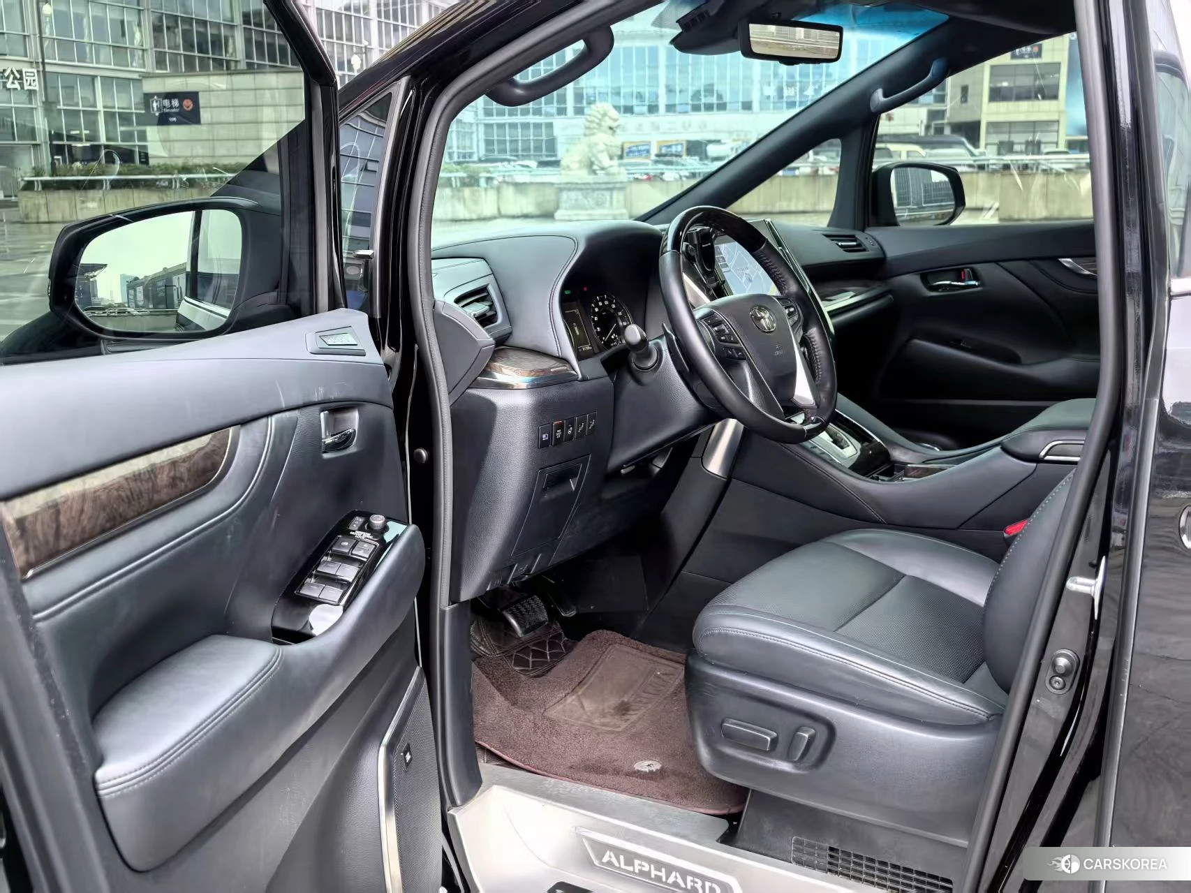Toyota Alphard id 4467387 из Китая 17