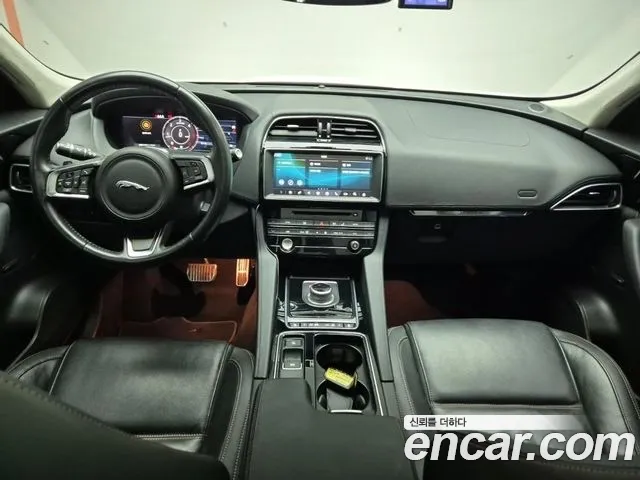 Jaguar F-PACE id 2826951 из Кореи 17