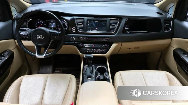 Kia The New Carnival id 3880140 из Кореи 17