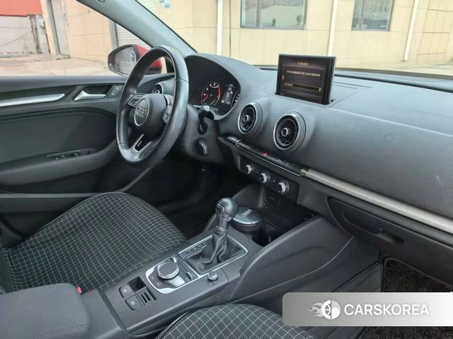 Audi A3 id 3856110 из Китая 8