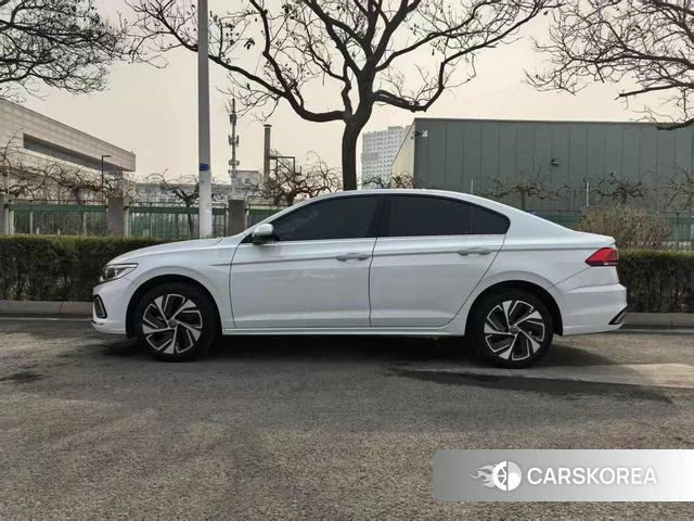 Volkswagen Bora id 4272177 из Китая 28