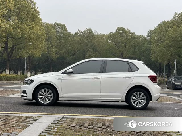 Volkswagen Polo id 4261342 из Китая 18