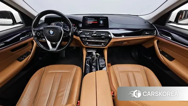 BMW 5 Series (G30) id 3019035 из Кореи 17