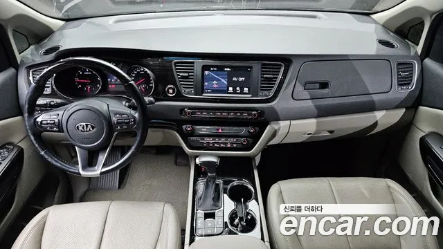 Kia The New Carnival id 2501977 из Кореи 17