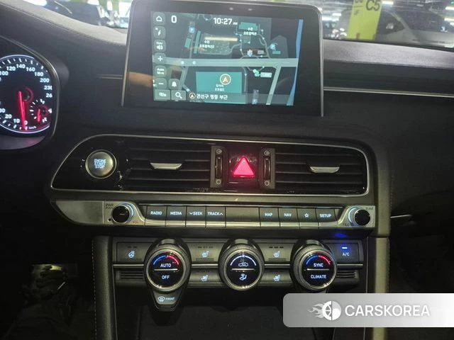 Genesis G70 id 4454915 из Кореи 12