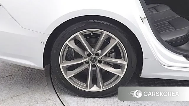 Audi A7 (4K) id 3705824 из Кореи 17