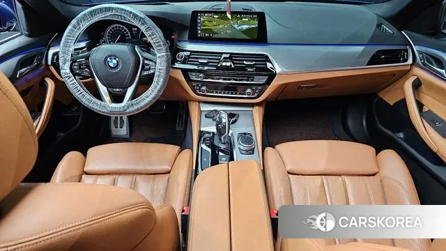 BMW 5 Series (G30) id 3319749 из Кореи 17