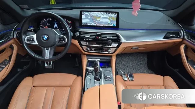 BMW 5 Series (G30) id 3389290 из Кореи 17