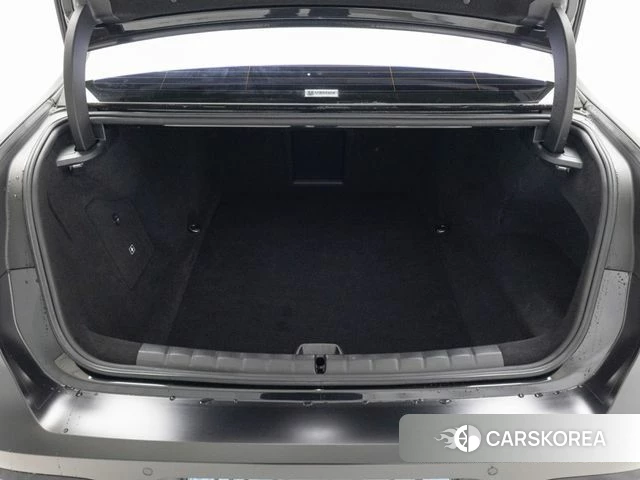 BMW i7 (G70) id 4308524 из Кореи 17