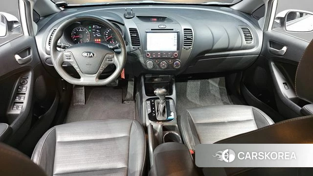 Kia The New K3 id 4448358 из Кореи 27