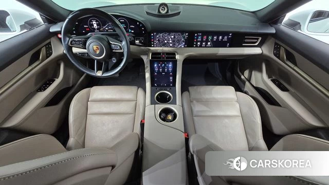 Porsche Taycan id 4230867 из Кореи 32