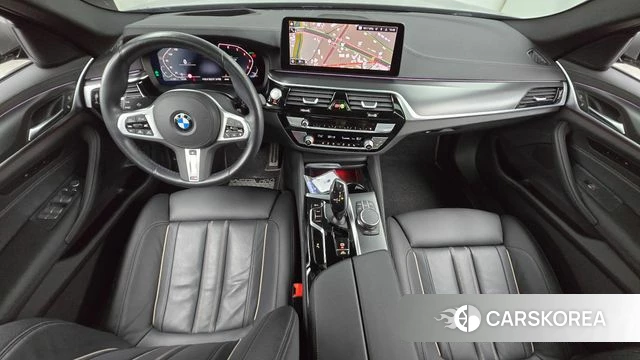 BMW 5 Series (G30) id 4624272 из Кореи 17