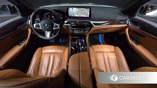 BMW 5 Series (G30) id 3626176 из Кореи 17