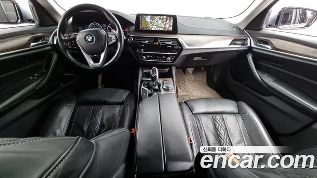 BMW 5 Series (G30) id 2293989 из Кореи 17