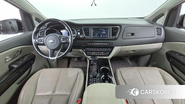 Kia The New Carnival id 4693980 из Кореи 17