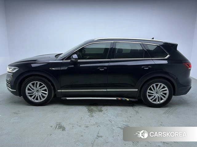 Volkswagen Touareg id 4393525 из Китая 17