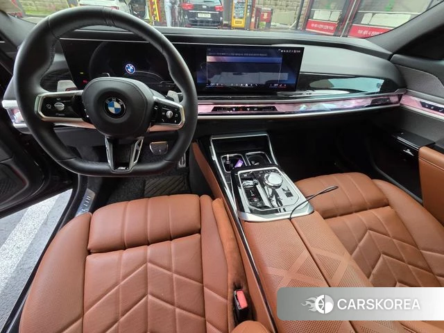 BMW 7 Series (G70) id 4302008 из Кореи 7