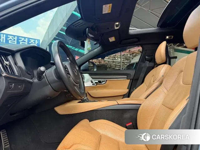 Volvo V90 Cross-Country id 3779334 из Кореи 17