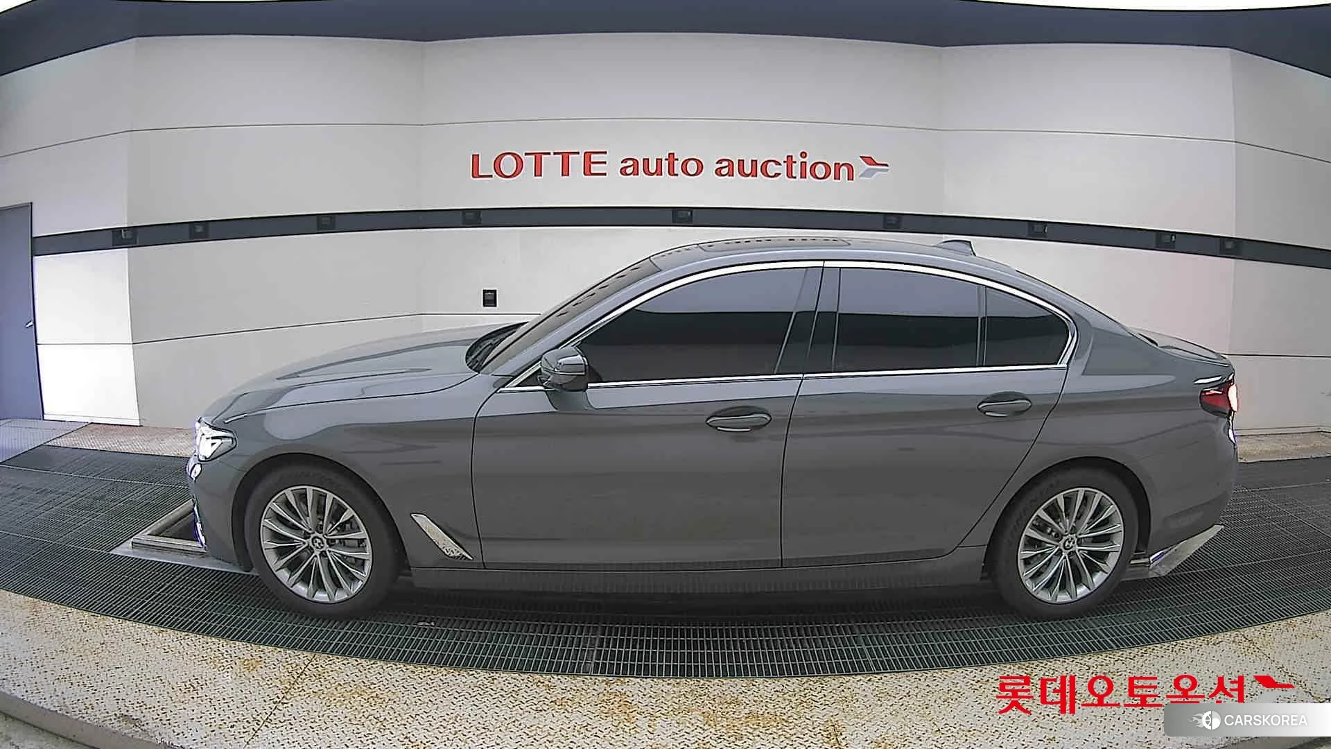 BMW  530i id 4504426 из Кореи 35