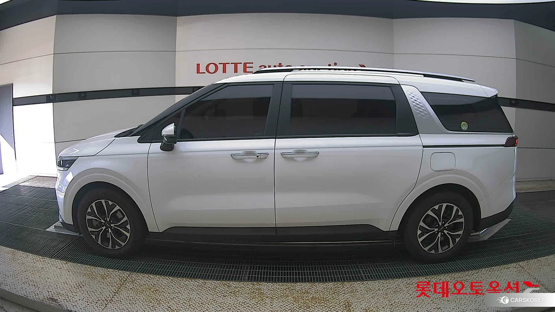 Kia Carnival id 4669061 из Кореи 34
