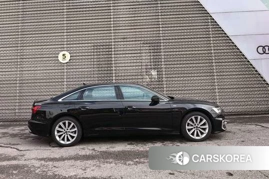 Audi A6L id 4258125 из Китая 7