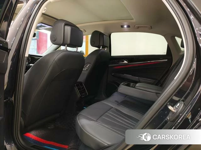 Volkswagen Passat id 4260052 из Китая 7