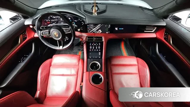 Porsche Taycan id 3458835 из Кореи 17