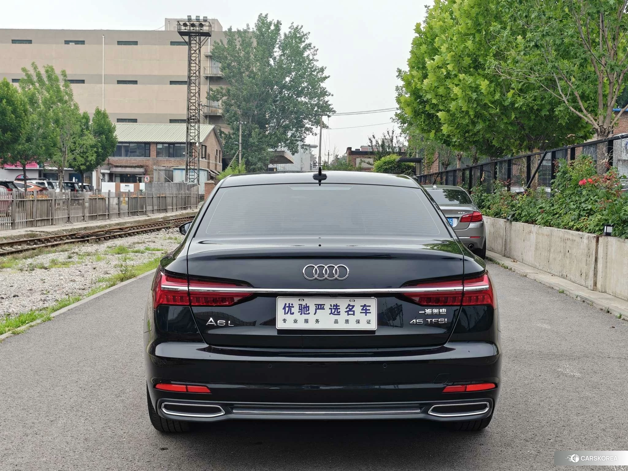 Audi A6L id 4461423 из Китая 27
