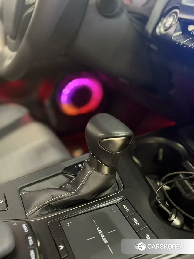 Lexus UX id 4348955 из Китая 16