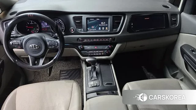 Kia All New Carnival id 3480376 из Кореи 17